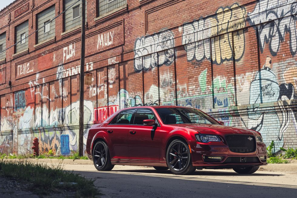 Tested: 2023 Chrysler 300C Is a 485-HP Farewell