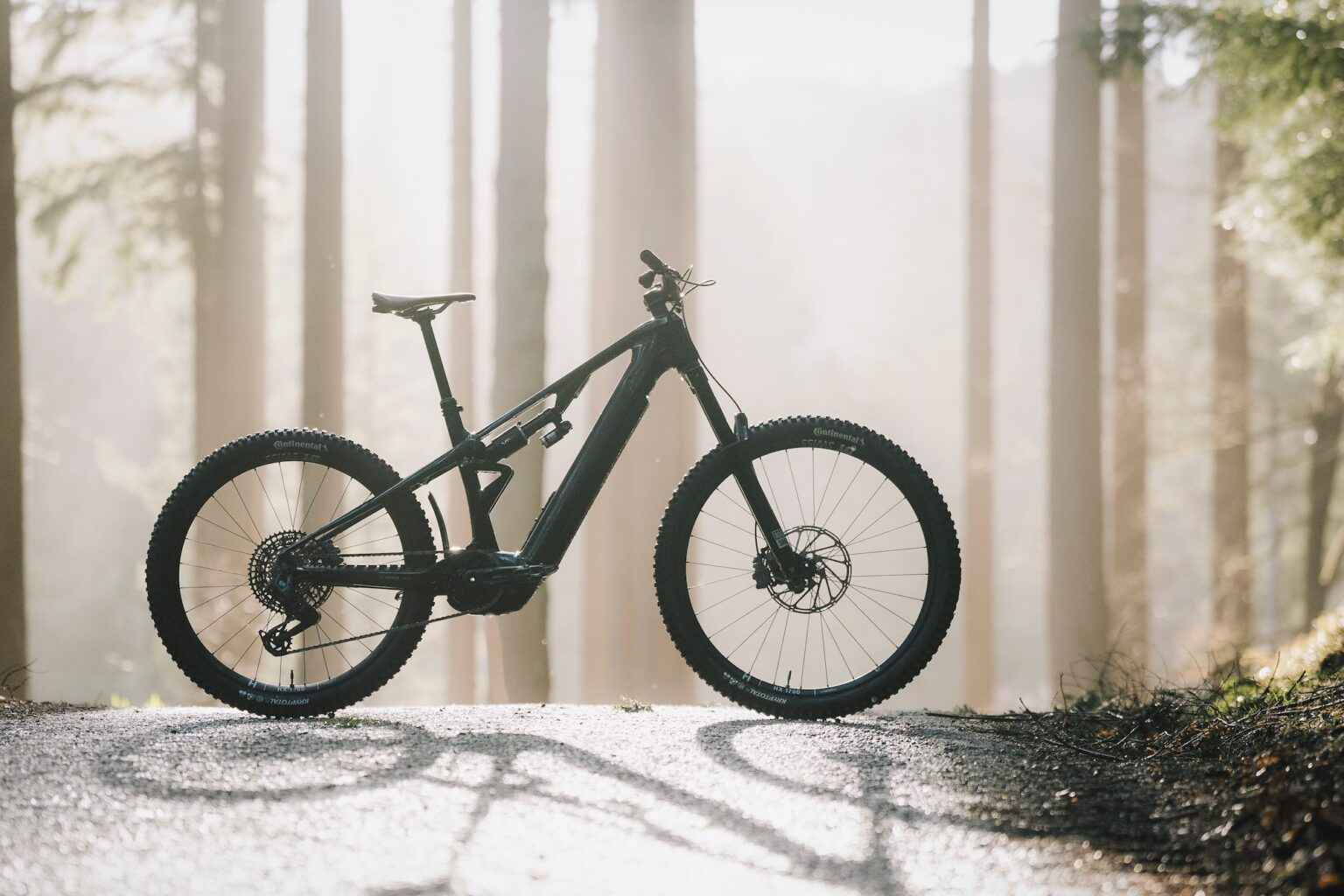 Merida Wants You to Find Unstoppable Flow With the New Lithos eMTB