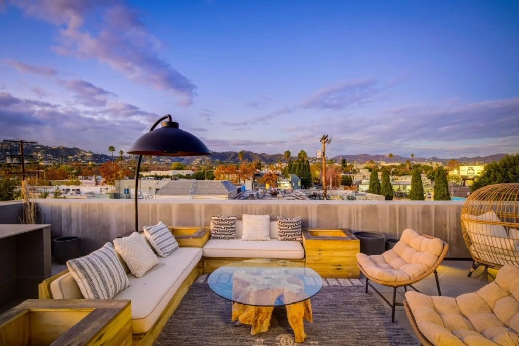 13 Top Apartment Buildings in the Hollywood Neighborhood of Los Angeles, CA