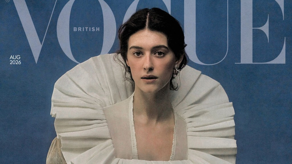 Daisy Edgar-Jones Brings Back the Victorian Era as British Vogue’s August 2026 Cover Girl