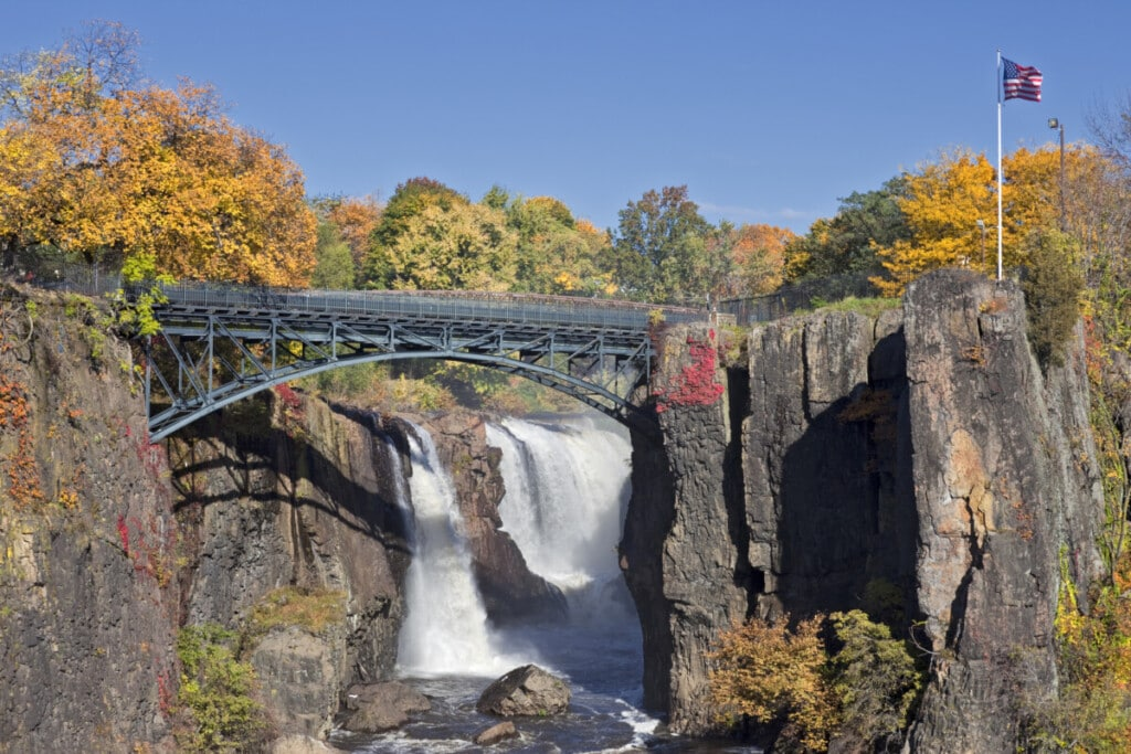 10 Pros and Cons of Living in New Jersey