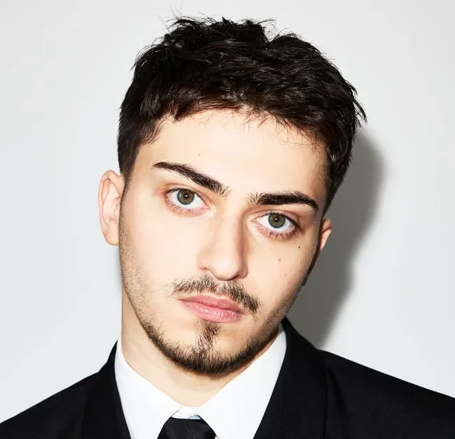 Take a listen : queer TikTok star Harry Daniels releases his debut single PULL UP