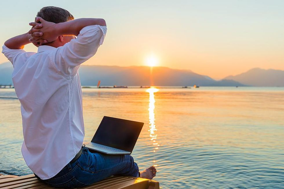 11 Ways To Enjoy Summer When You’re Working A Full-Time Job