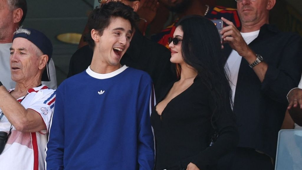 Kylie Jenner Flaunts Her Curves in Plunging Top at FIFA World Cup Final
