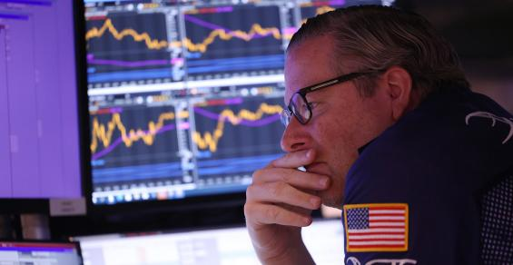 What Bankers Say You Should (and Shouldn’t) Do When Markets Crash