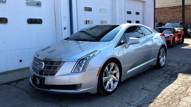 This $13,000 Cadillac ELR Might Be The PHEV Deal Of The Year