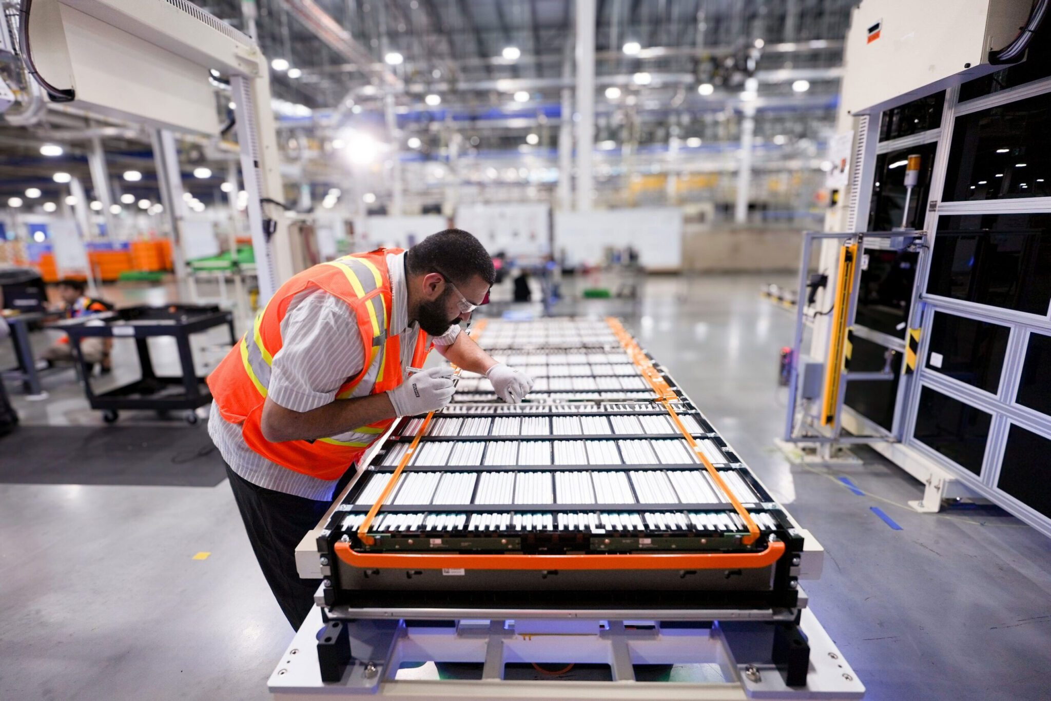 NextStar Energy completes Windsor battery pack line