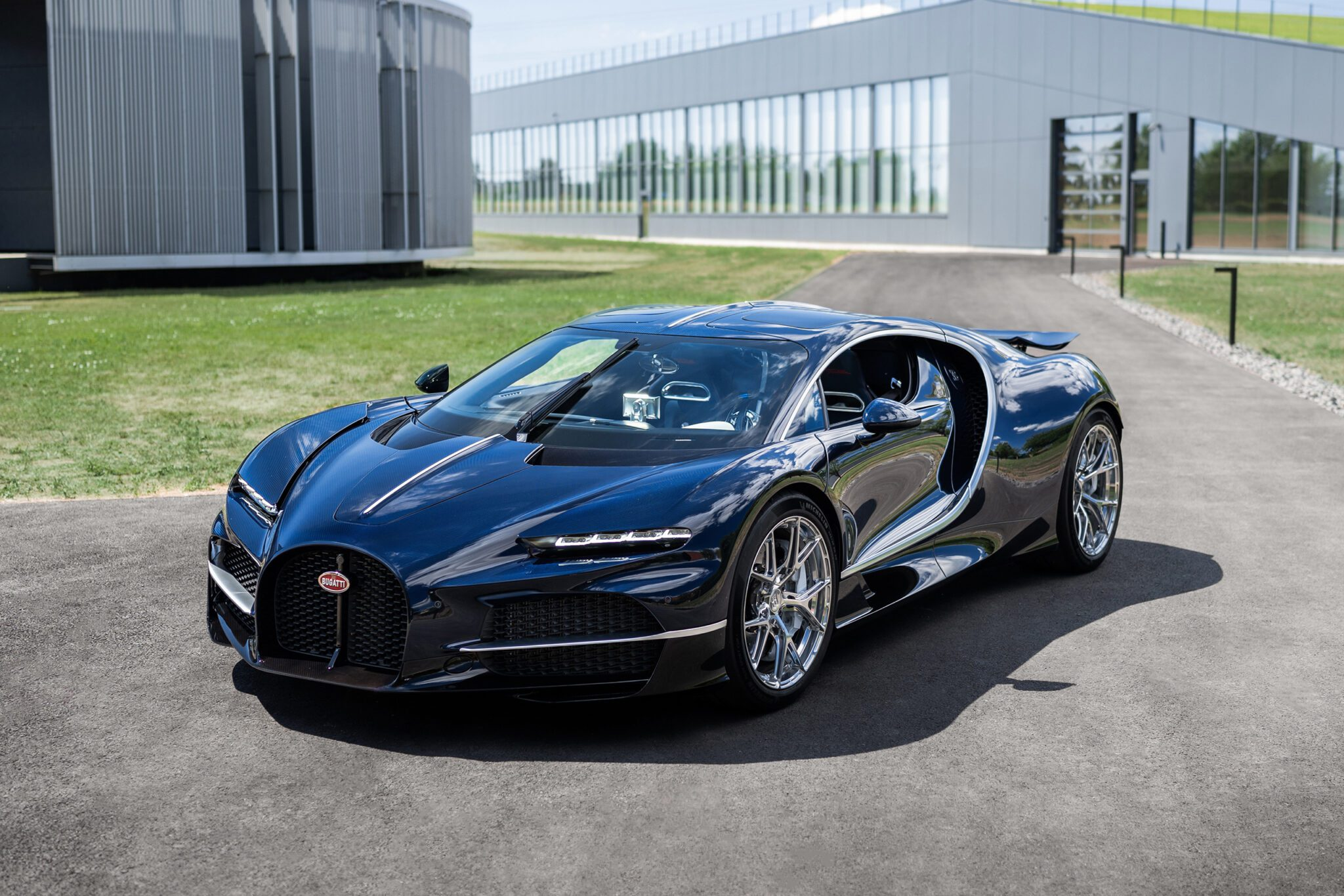 Porsche exits Bugatti Rimac as HOF Capital deal closes
