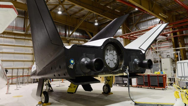 Sierra Space’s Awesome New Spaceplane Is Taking The Fight To SpaceX