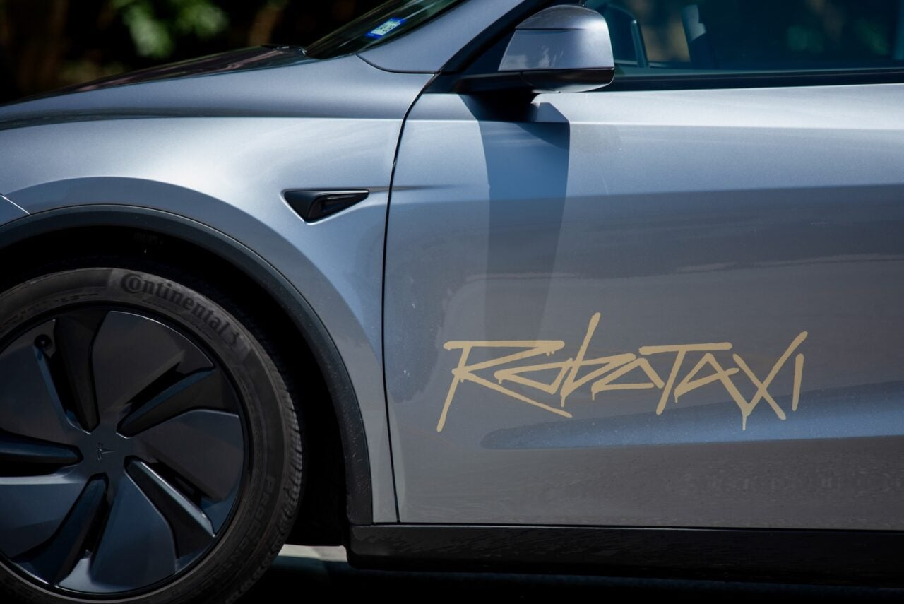 Elon Musk’s Stubborn Insistence on Cameras Could Get Tesla’s Robotaxis Banned in New Jersey