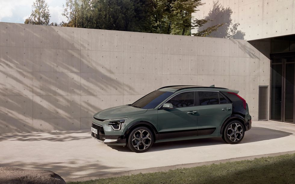 2023 Kia Niro Hybrid Specs Revealed, Plug-In and EV Models Confirmed