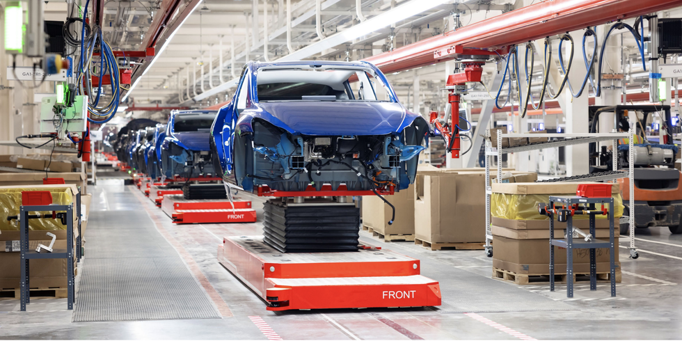 Tesla Won't Bring Cybertruck, Roadster, Semi to Market in 2022