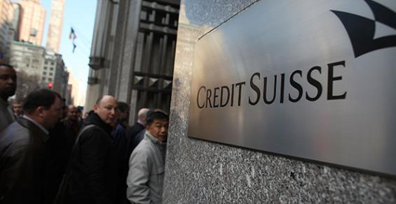 Credit Suisse Names De Ferrari as Wealth Head in Shake-Up