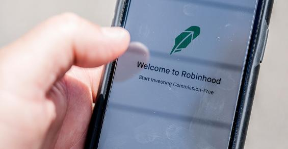 Robinhood Markets Gets SEC Warning Tied to Crypto Business