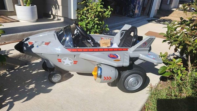 Chevy Corvette Z06, Subaru Outback XT, 'Top Gun' Ride-On Toy: The Dopest Cars I Found For Sale Online