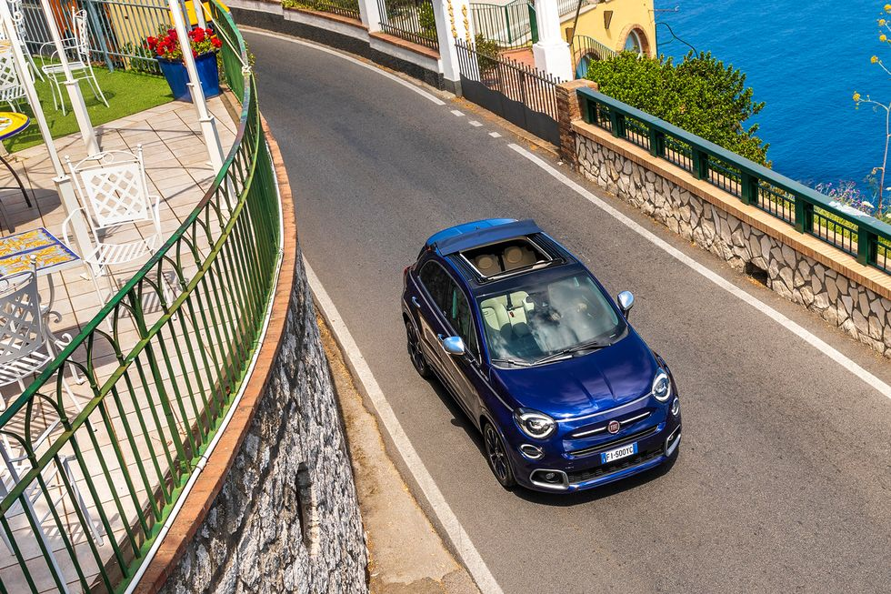 Fiat 500X Gets Canvas Top No One Asked For, but It’s Kind of Cool