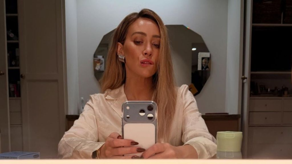 Hilary Duff’s Lacy Doen Micro Shorts Ride High on Her Thighs