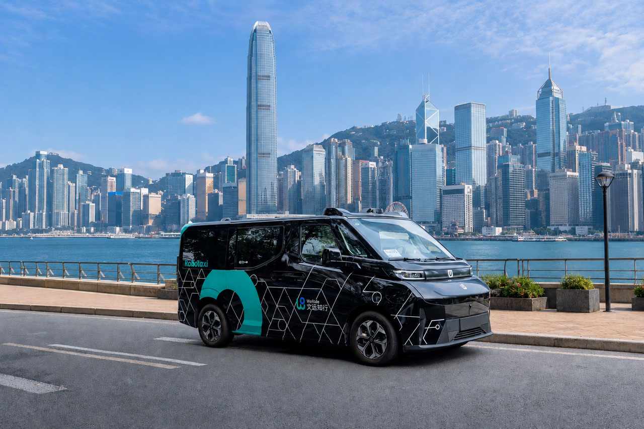 WeRide, Geely Farizon and Kwoon Chung launch RHD robotaxi