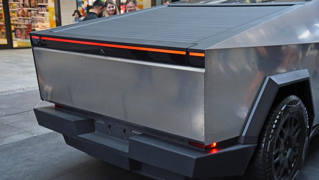 Tesla Cybertruck’s ‘Vault’ Is A Leaky Mess