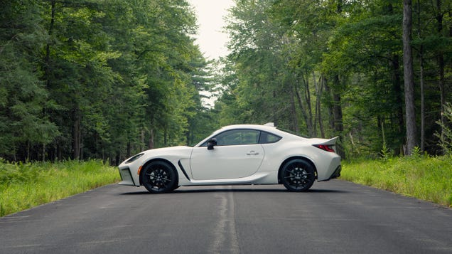 Here Are The Cars That Would Replace Your Current Cars If They Got Totaled