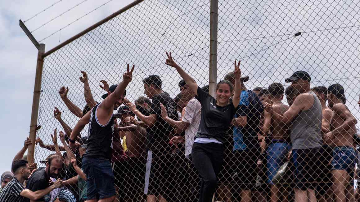 Spain’s prime minister condemns influx of 60,000 migrants