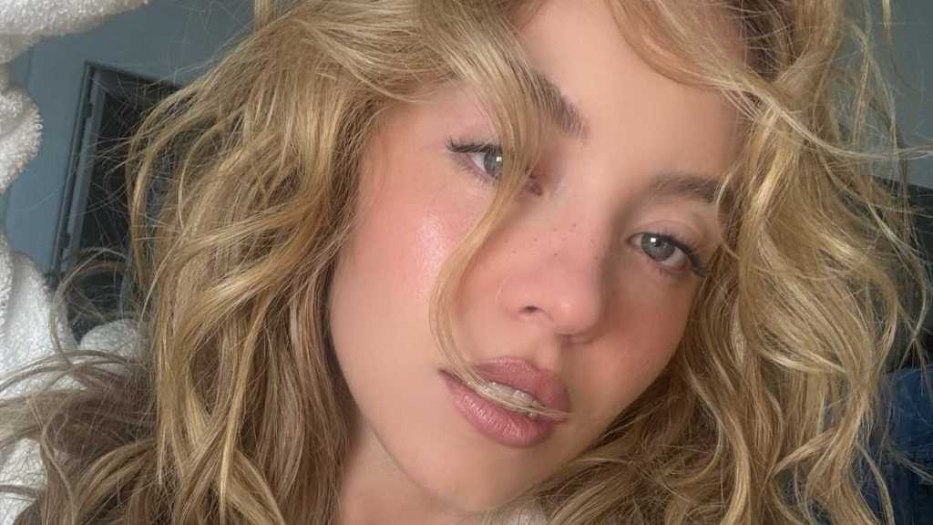 Sydney Sweeney Curves Are on Full Display in Thong-Baring Micro Shorts