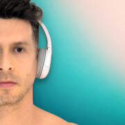 Queerguru’s Peter Herbert reviews ‘EARWORM’ at The Camden People’s Theatre as part of Camden Fringe Festival.