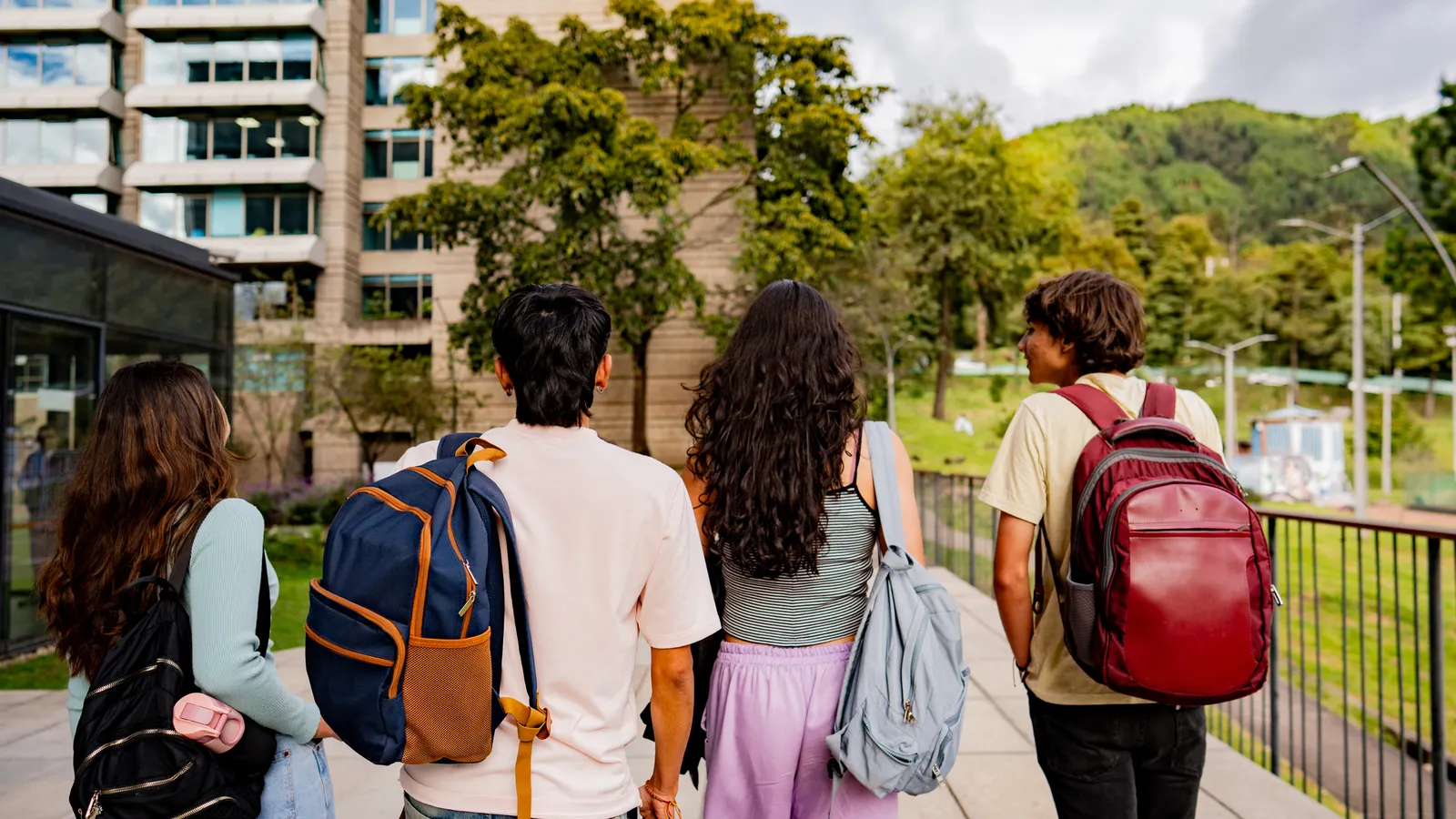 College costs for families up 10% from last year, poll finds