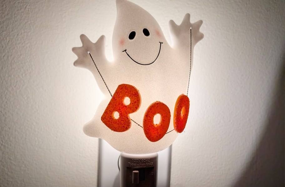 50% Off Halloween Night Lights on Amazon | Cute Styles from $9.99!