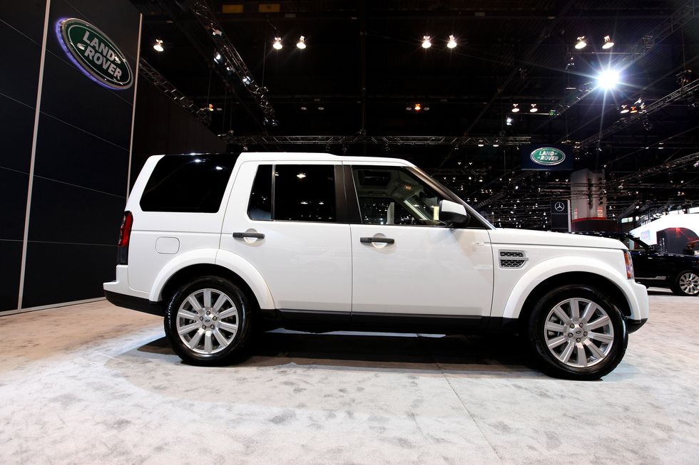 Land Rover LR4 Accessories to Improve Your Vehicle's Look and Performance