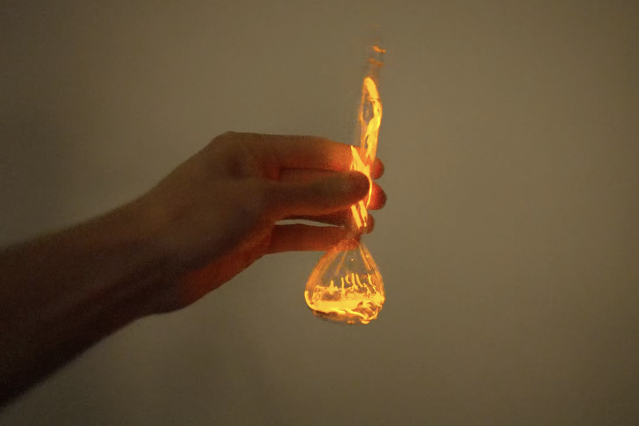 Watch a Mad Scientist YouTuber Make Lightning in a Bottle From Mercury and Neon