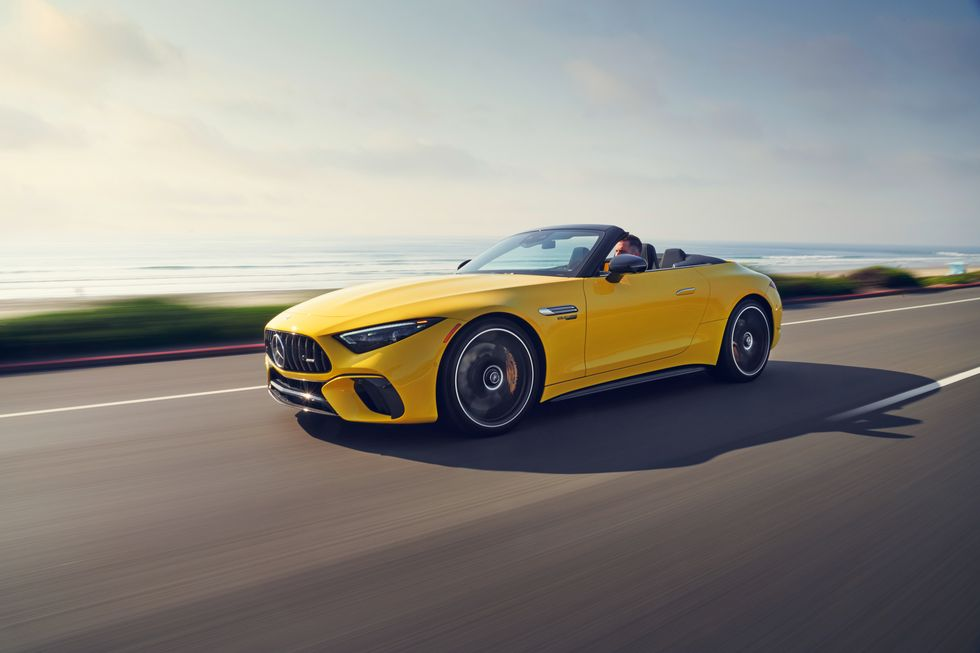 2022 Mercedes-AMG SL Reaffirms Its Place in the World