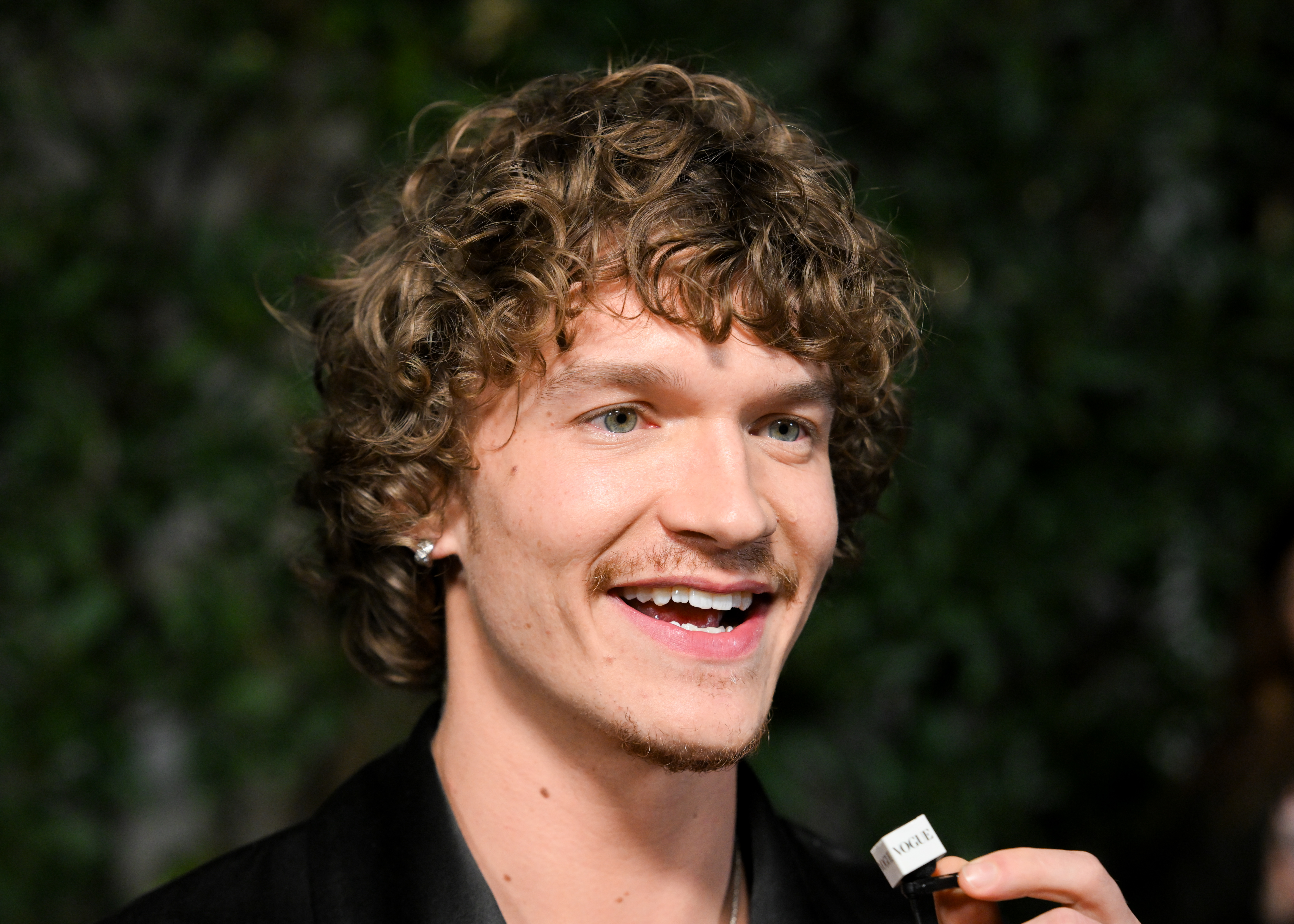 Heated Rivalry’s Connor Storrie debuts very different hairstyle amid season 2 filming