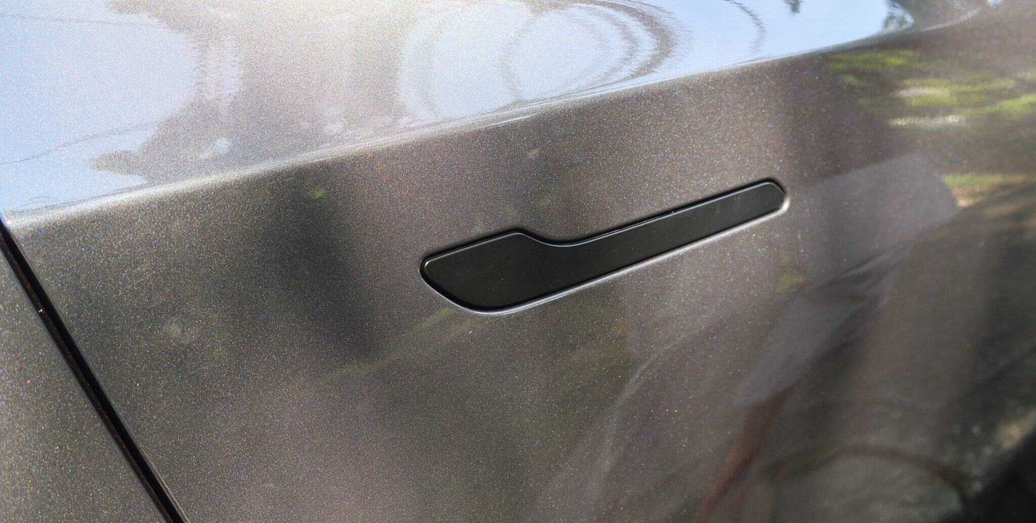 NHTSA moves to develop electric door handle safety rules