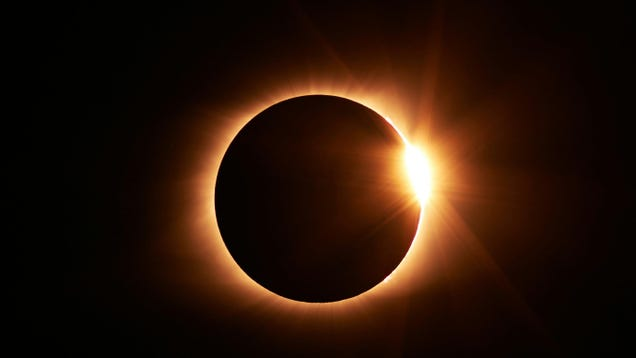 Delta Will Let You See The Eclipse At 30,000 Feet With Path-Of-Totality Flight