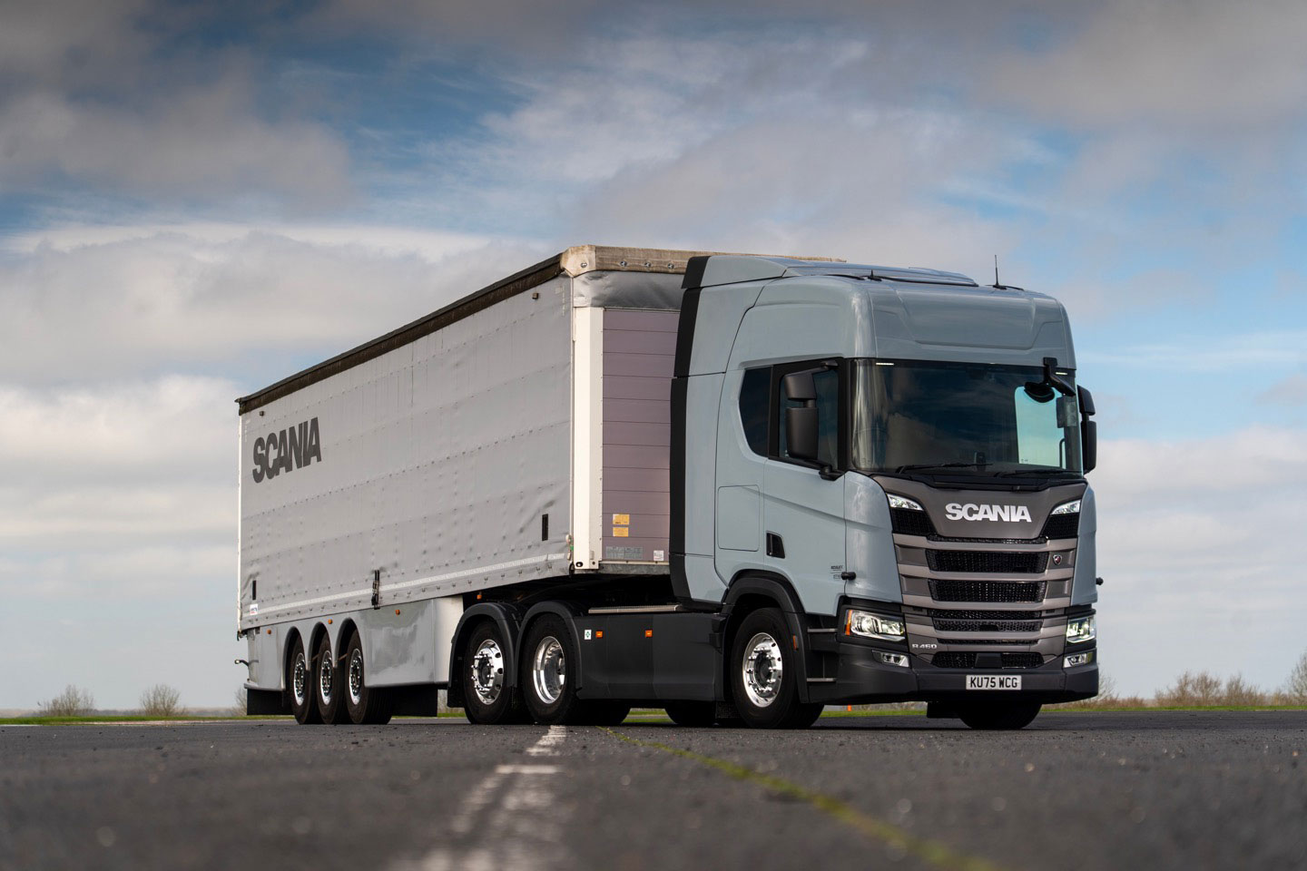 Scania UK takes full vehicle range to Road Transport Expo
