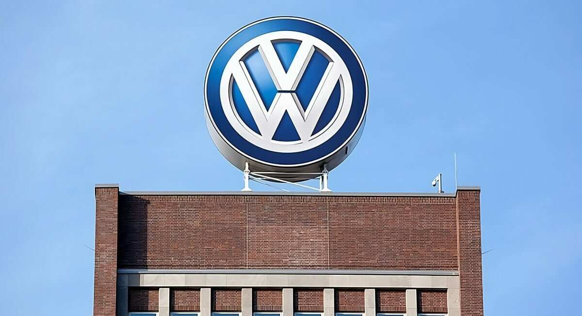 VW workers slam board’s communication on restructuring