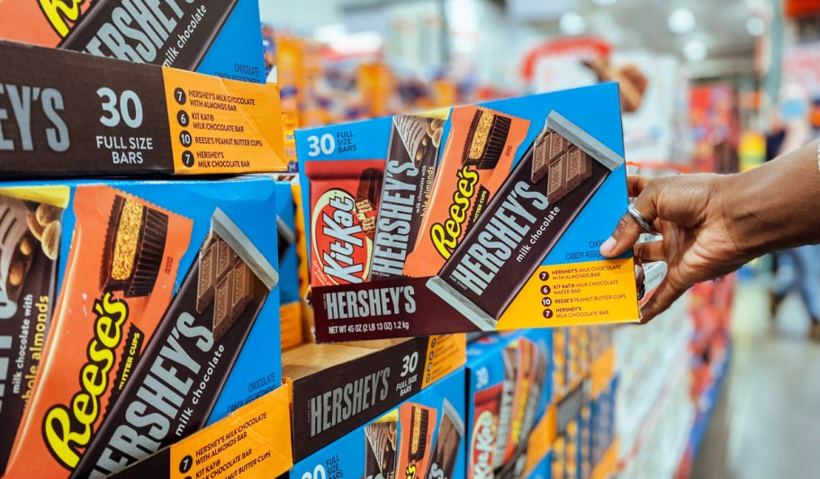 Hershey’s Full-Size Candy Bars 30-Pack Only $26.78 on SamsClub.com (Just 89¢ Each)