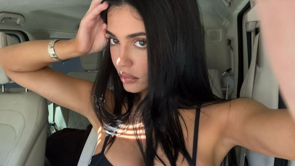 Kylie Jenner’s Plunging Marc Jacobs Bodysuit Is as See-Through as It Gets