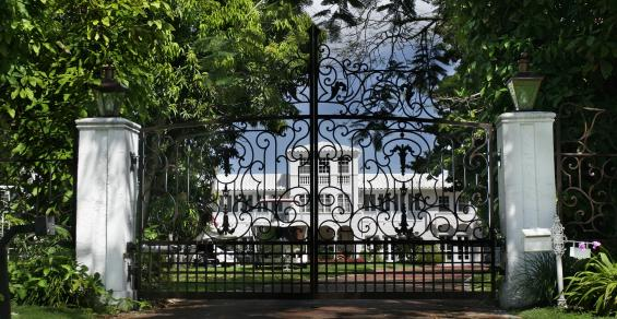 The Super-Rich Bought More Than $40 Billion in Luxury Homes Last Year