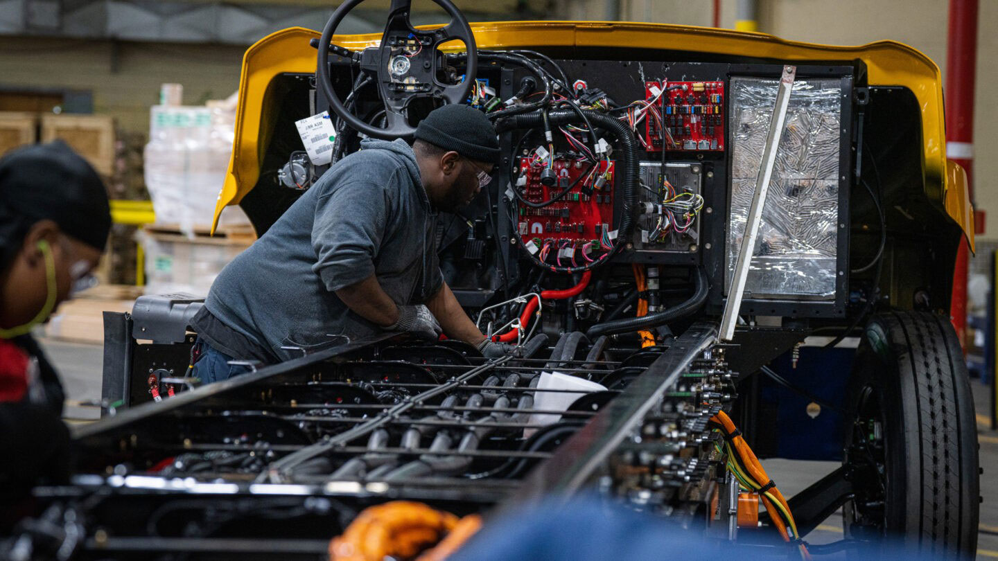 Blue Bird to design next-generation chassis with Ford