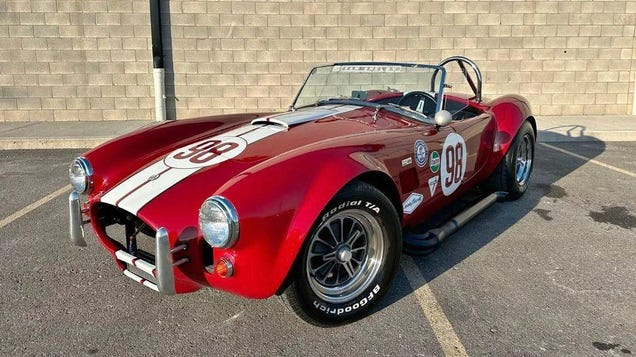 Shelby Cobra Replica, Rolls-Royce Silver Spirit, Mitsubishi Pajero Mini: The Dopest Cars I Found For Sale Online