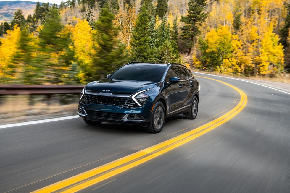 2023 Kia Sportage Gains Bold Looks and a Hybrid Powertrain