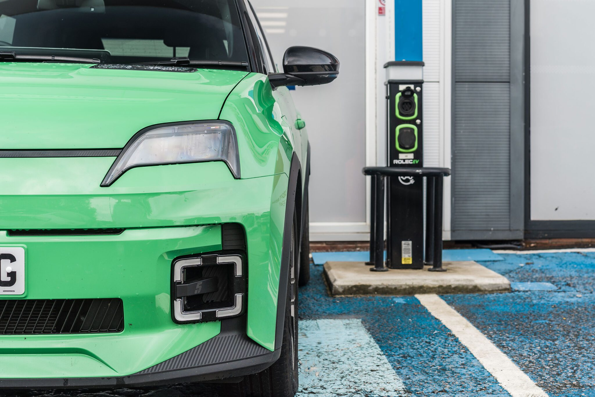 One in four new cars in Europe now sold as fully electric