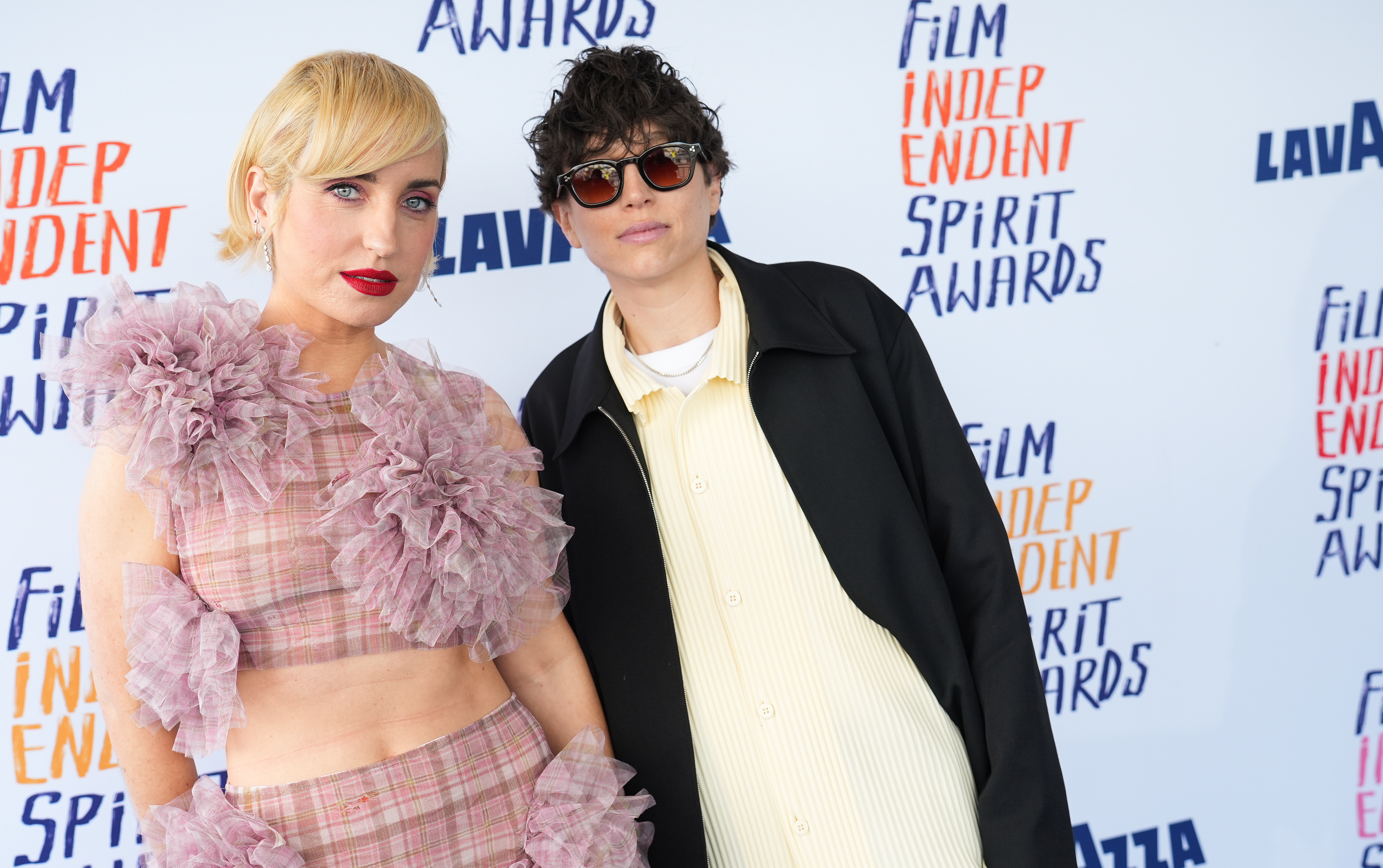 ‘I’m here, I’m queer’: actor Zoe Lister-Jones comes out at Independent Spirit Awards