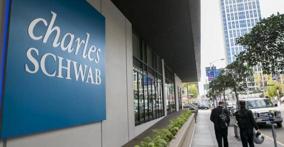 S&P Downgrades Schwab’s Ratings On Interest Rate Risk