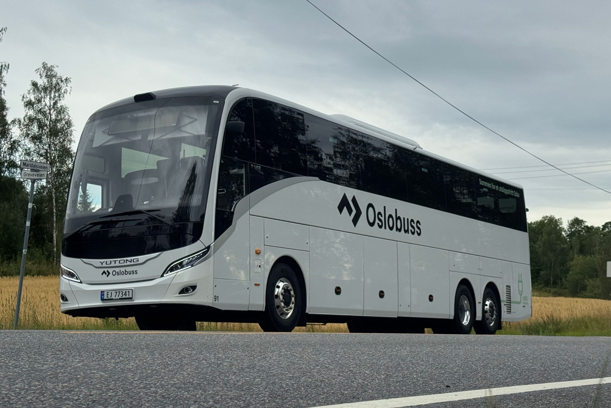 Oslobuss renews Flytoget deal with zero-emission pledge