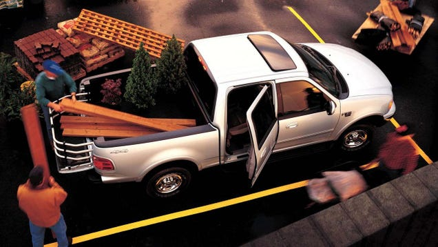 The 2001 Ford F-150 SuperCrew Opened The Floodgates For 4-Door Trucks