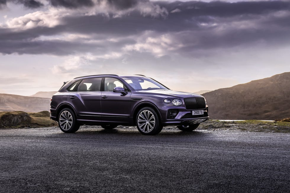 2023 Bentley Bentayga EWB Becomes More of a Limo