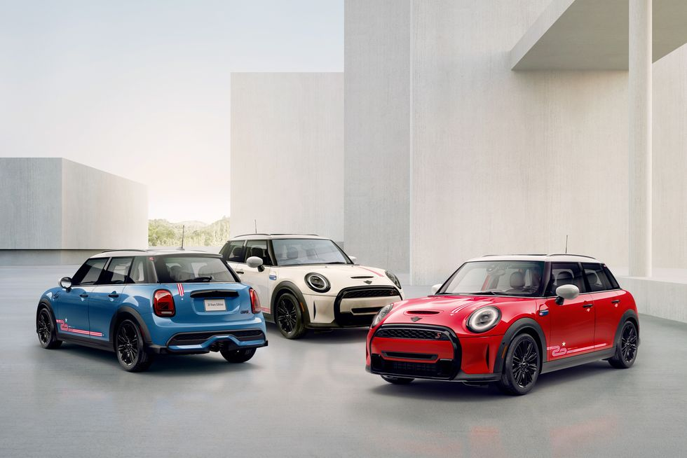 Mini Cooper S Special Edition Ditches Union Jack in Favor of the Stars and Stripes